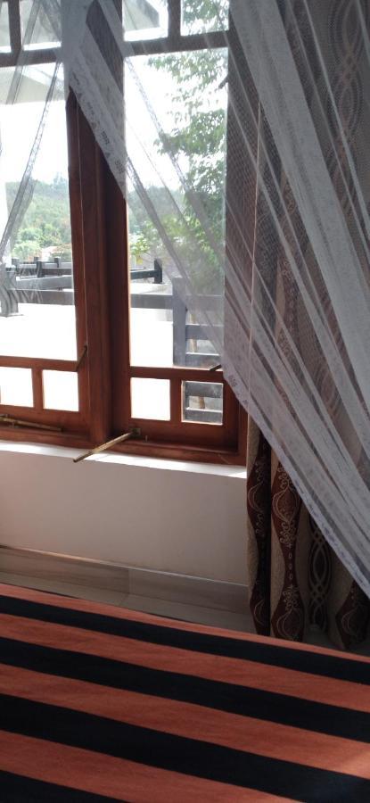 Holly House Privatunterkunft